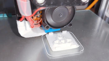 【得心应手】之3D打印机 篇四：终于等到它——修复排插盖板 