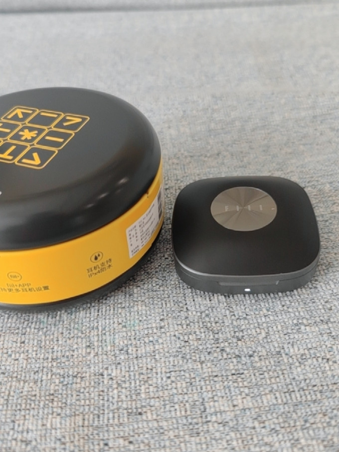 斐耳耳机蓝牙耳机怎么样 第三款fill了,这个不是吹,._什么值得买