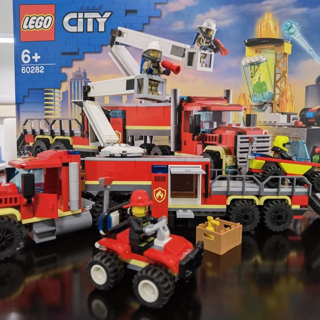 lego乐高城市系列60282消防移动指挥车