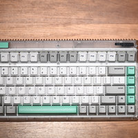 Iqunix OG80 金粉轴机械键盘