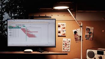 桌面那点事 篇六：南卡护眼台灯L1：让书房进入智能调光时代 