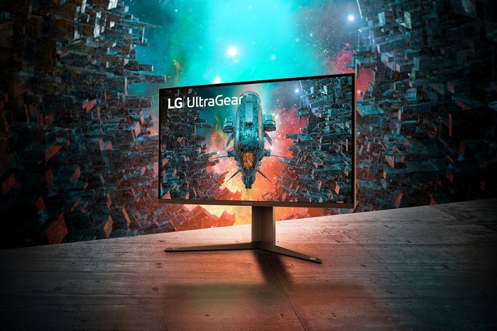 LG 发布三款 UltraGear 系列顶级电竞屏，最大48英寸，4K OLED屏，还带遥控器
