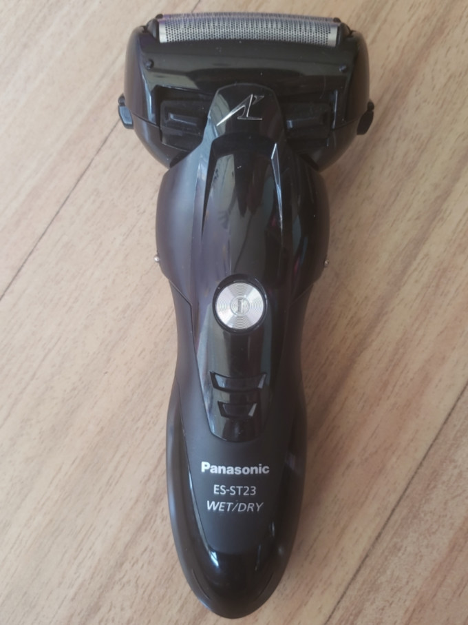 松下电动剃须刀