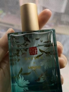 名创优品香水