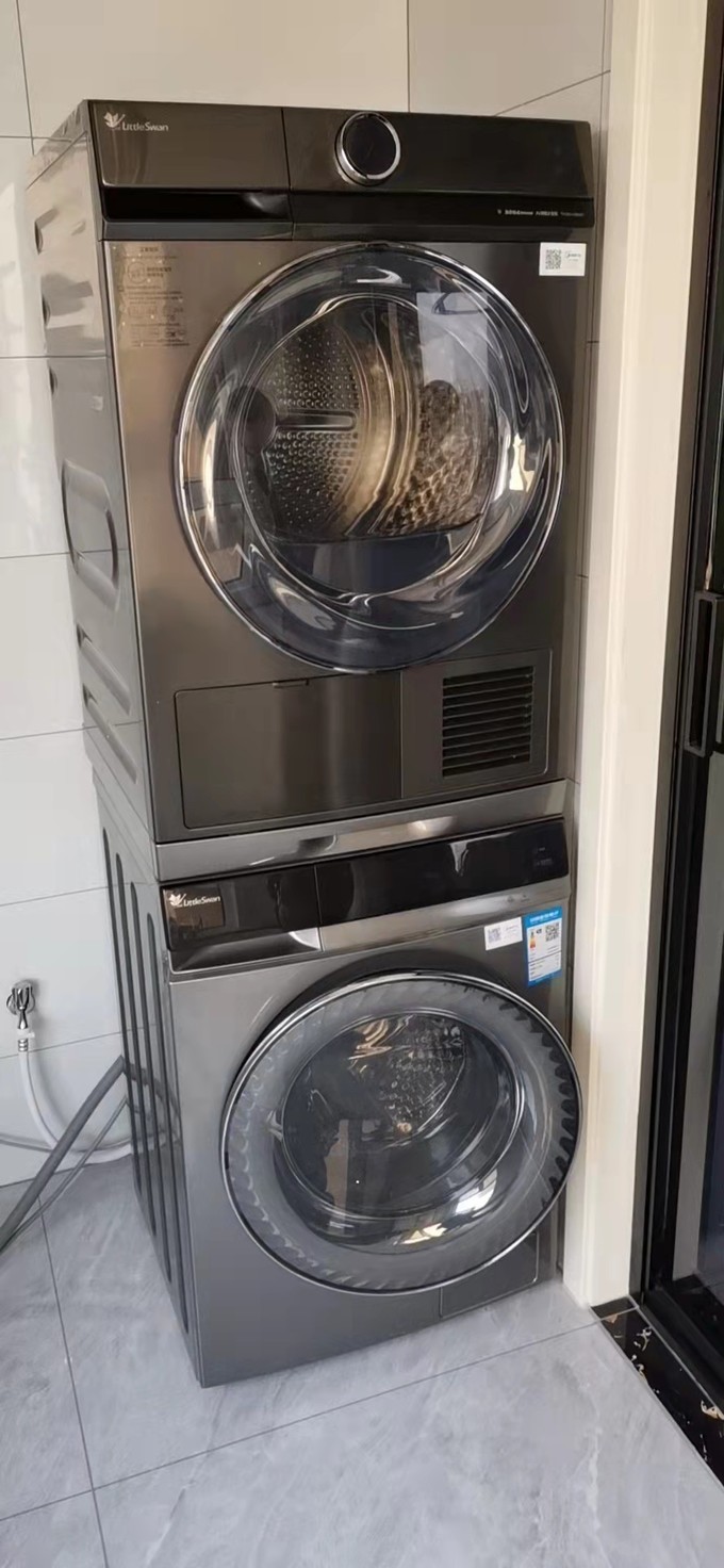 小天鹅洗烘一体机怎么样 客服小小很好,洗衣机和烘干机我