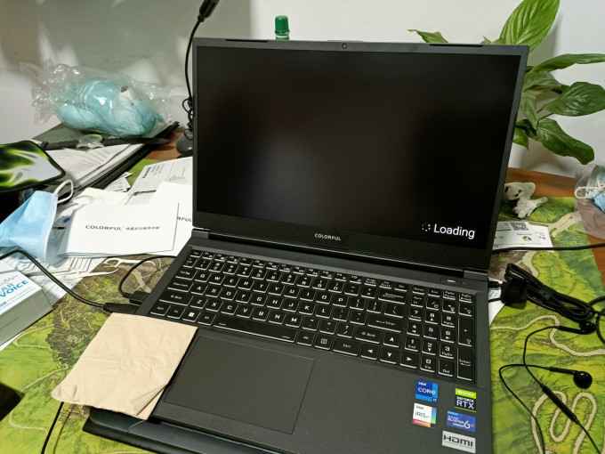 七彩虹笔记本电脑