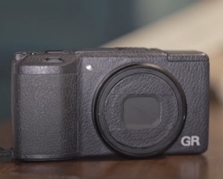 理光gr2：一个愿意塞在口袋的相机