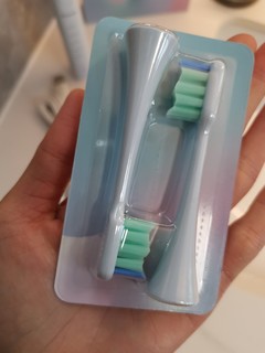 啥？现在的电动牙刷都这么美？这么好用啦？