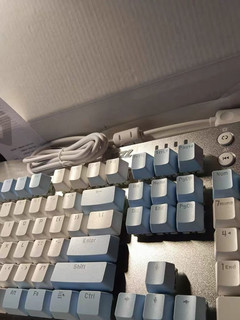蓝天白云绝色键盘分享。
