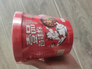 壹品酸辣粉，宿舍夜宵免煮