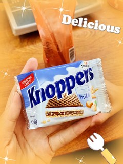 甜蜜香脆的​knoppers威化饼