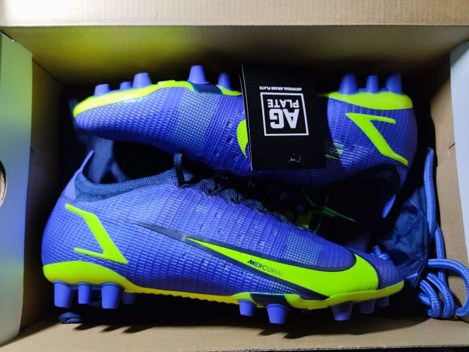 速度型球鞋经典刺客14顶级ag