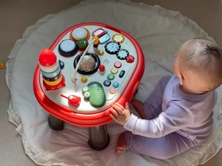 宝宝游戏桌
