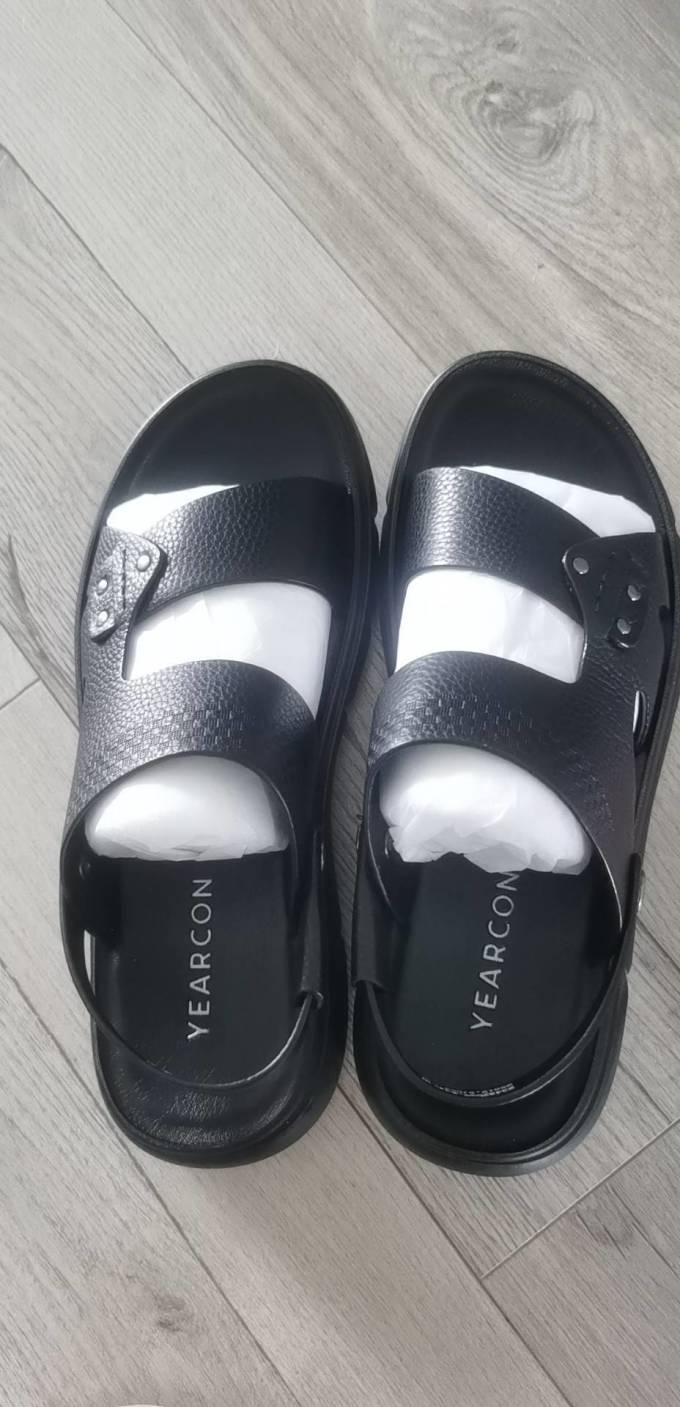 意尔康男士凉鞋