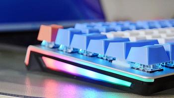 拼色+灯效+防水，拥有雷柏这款机械键盘，你绝对是游戏圈最靓的仔