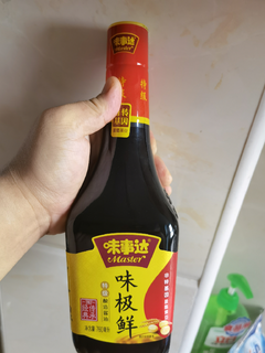 烹饪好帮手，味极鲜酱油