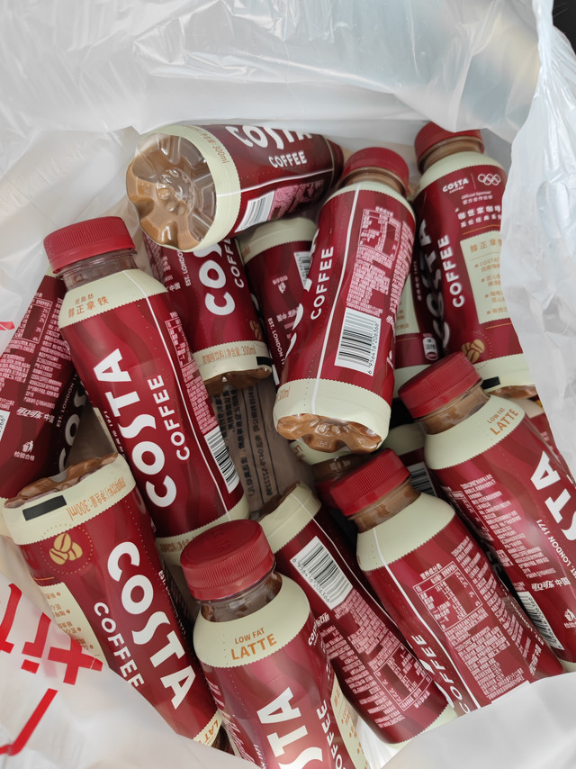 一小时达就是快刚上班就送来了 Costa
