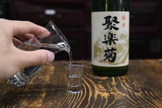 甘醇清亮的纯米清酒，有故事的好味道