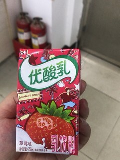 优酸乳 草莓味