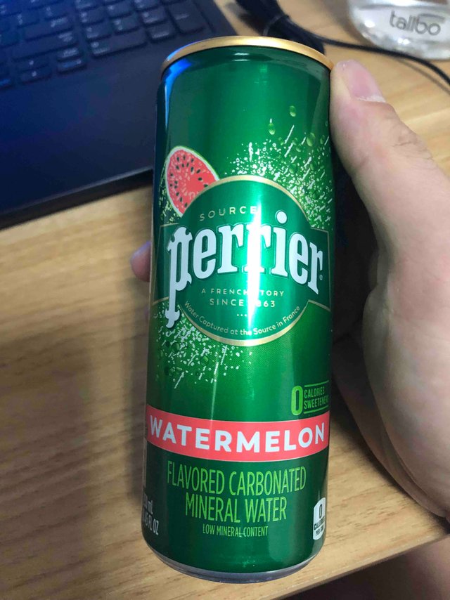西瓜味巴黎水