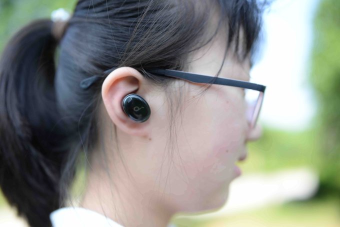 颜值能抗音质能打的千元级无线蓝牙耳机