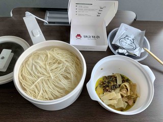 河马轻厨拉面专治午餐选择困难重度患者