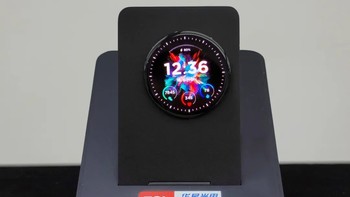 TCL 华星发布全球首款 0.016Hz 超低频 OLED 穿戴设备屏