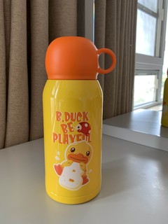大容量造型可爱的小黄鸭儿童保温杯