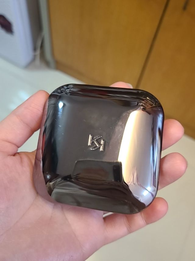 百元不到的进口开架干湿粉饼