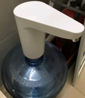 桶装水上水器