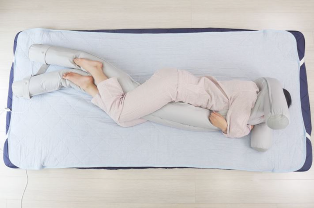 日本新出一款奇葩枕头，内装风扇三档降温，热醒了你来找我…