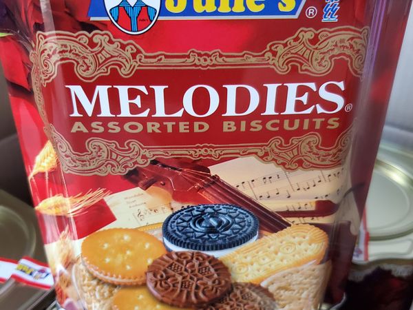 包装精美的什锦饼干