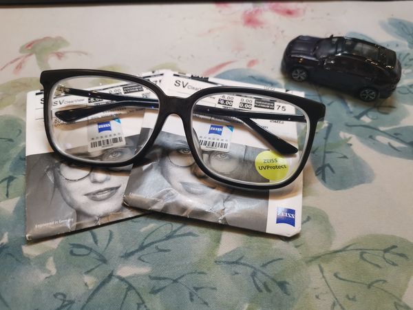 蔡司泽锐真的比国产镜片清晰吗？