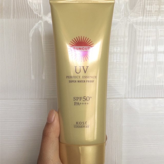 高丝kose防晒金瓶、保湿抗老防护