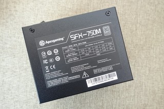 618入手的750W白金认证SFX小电源