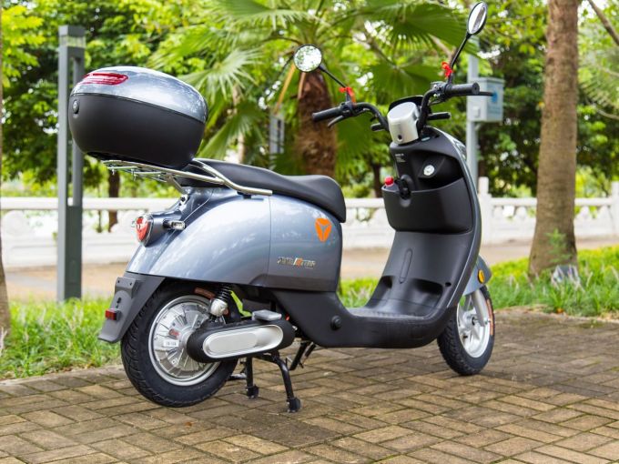 雅迪电动车