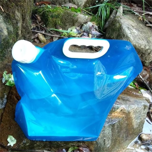 户外露营必备便携式折叠水袋