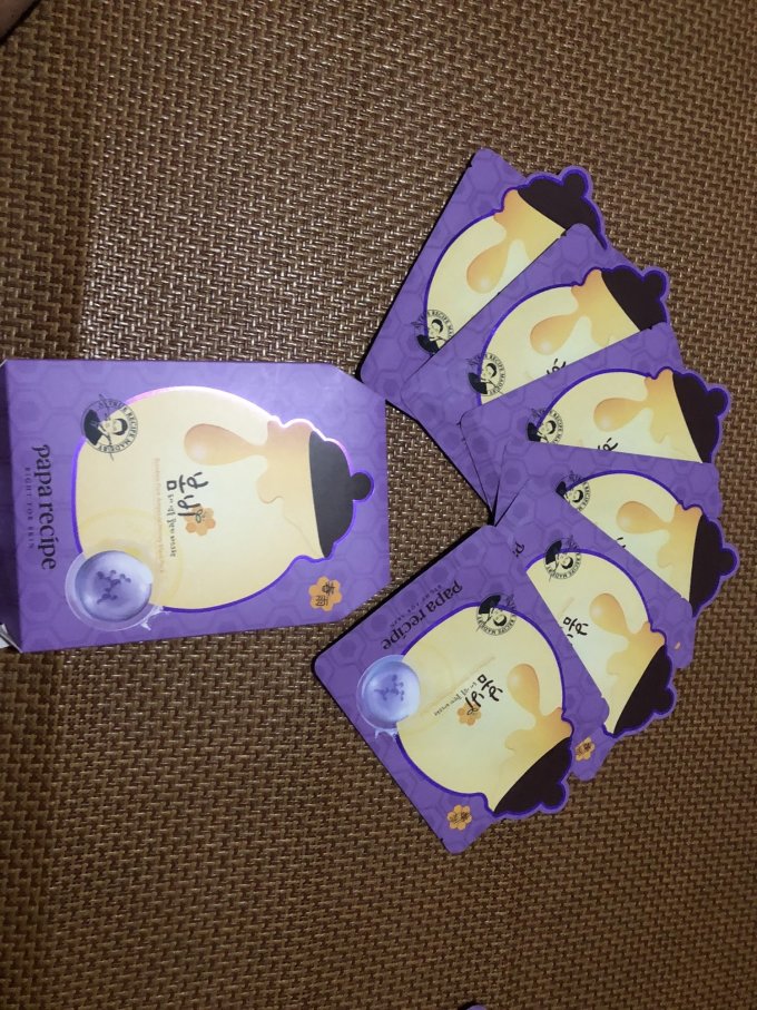 春雨面膜贴怎么样 颜色是淡淡的透明紫,质地清透水._什么值得买