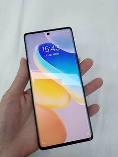 蔡司标加成的vivo x80