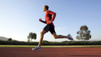 你和精英跑者跑姿差异在哪里？这种方法帮助你快速评估跑姿