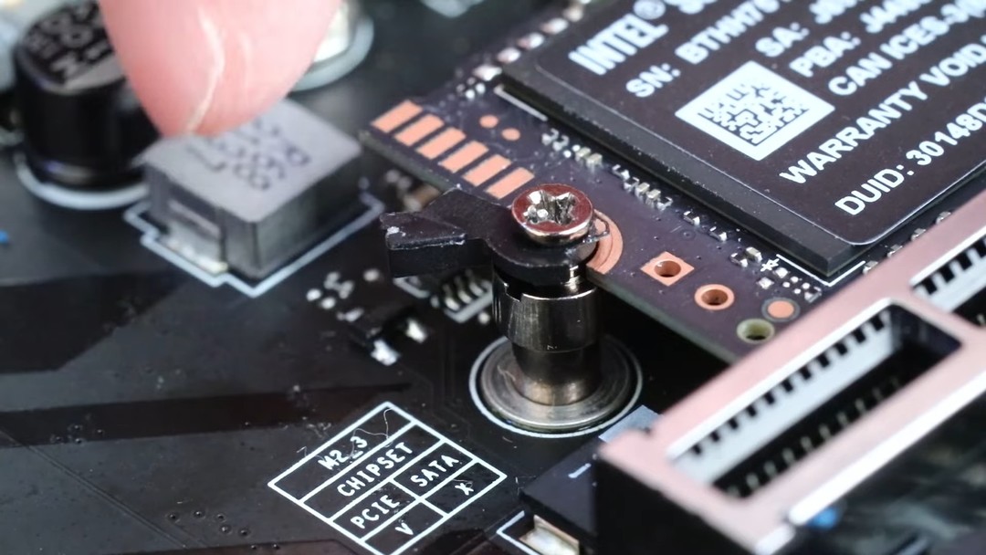 网传丨微星600系列新主板将采用新的 M.2 SSD 锁定机制