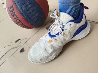 我要为，这双屌丝篮球鞋，正名！