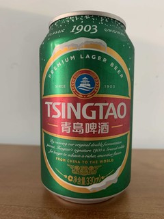 夏日的幸福来源于一杯杯的凉啤酒