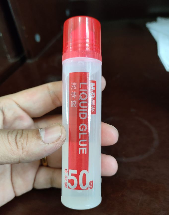 所以我们单位给我们配了这款,晨光的液体胶水