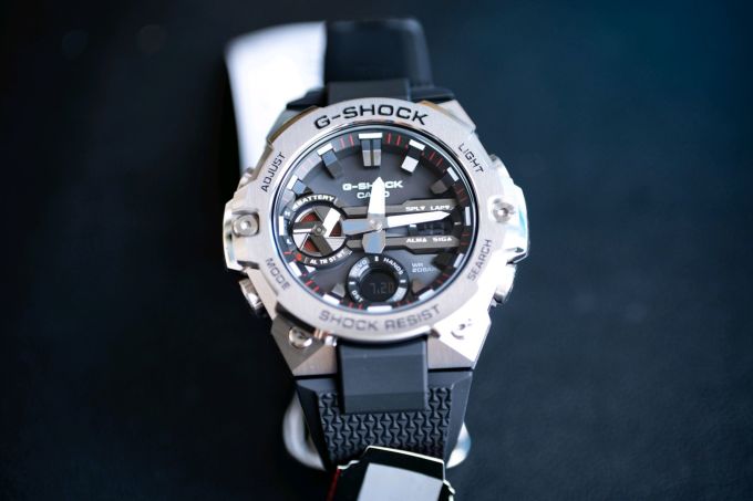 卡西欧男款石英表怎么样 casio gst-b400极速开箱_什么值得买