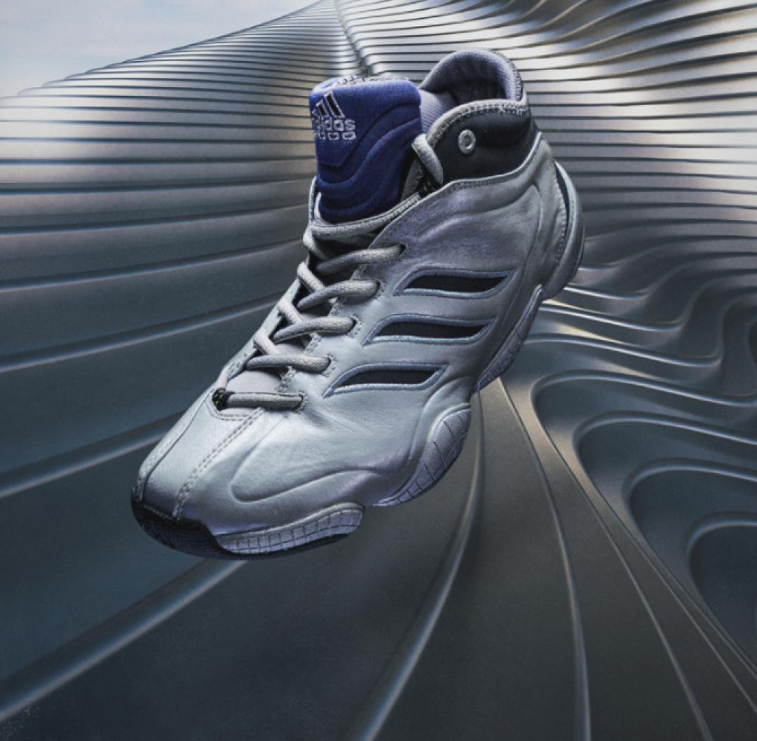 而为什么kobe 1 叫做 crazy 1,eqt elevation 叫做 crazy 97 eqt,则是