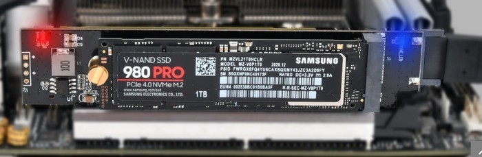 能扩双M.2 SSD：银欣发布 ECM28 PCIe 转接卡