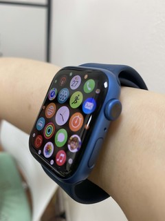 第一次入手一只苹果手表，真好看