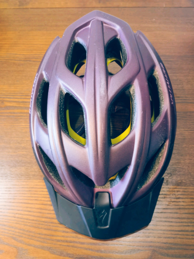 希望永远用不到的头盔闪电头盔