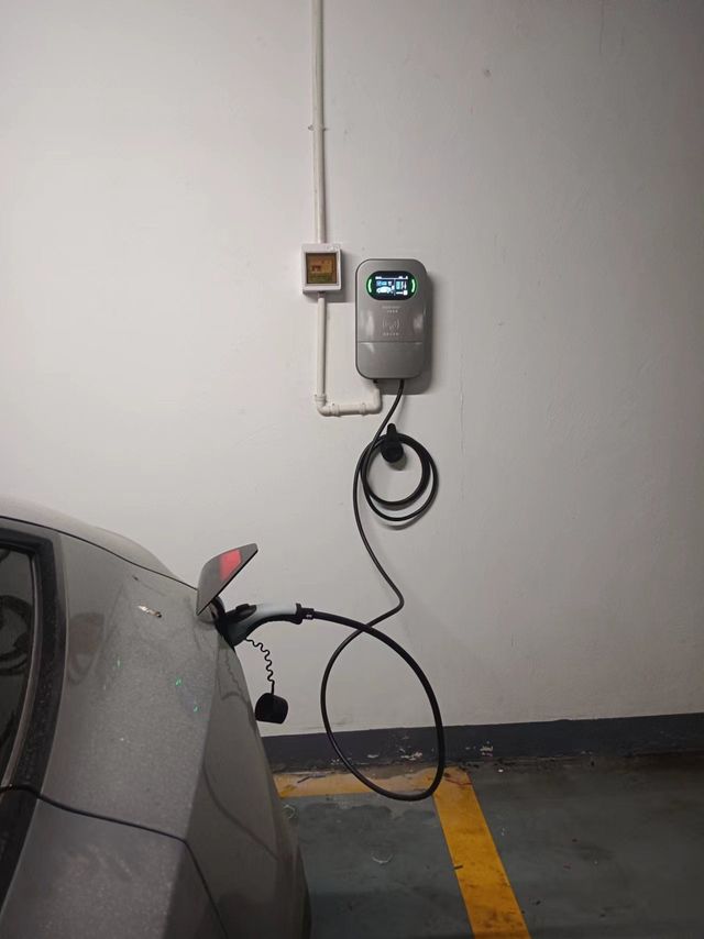 特斯拉充电桩220V7KW安装 性价比高